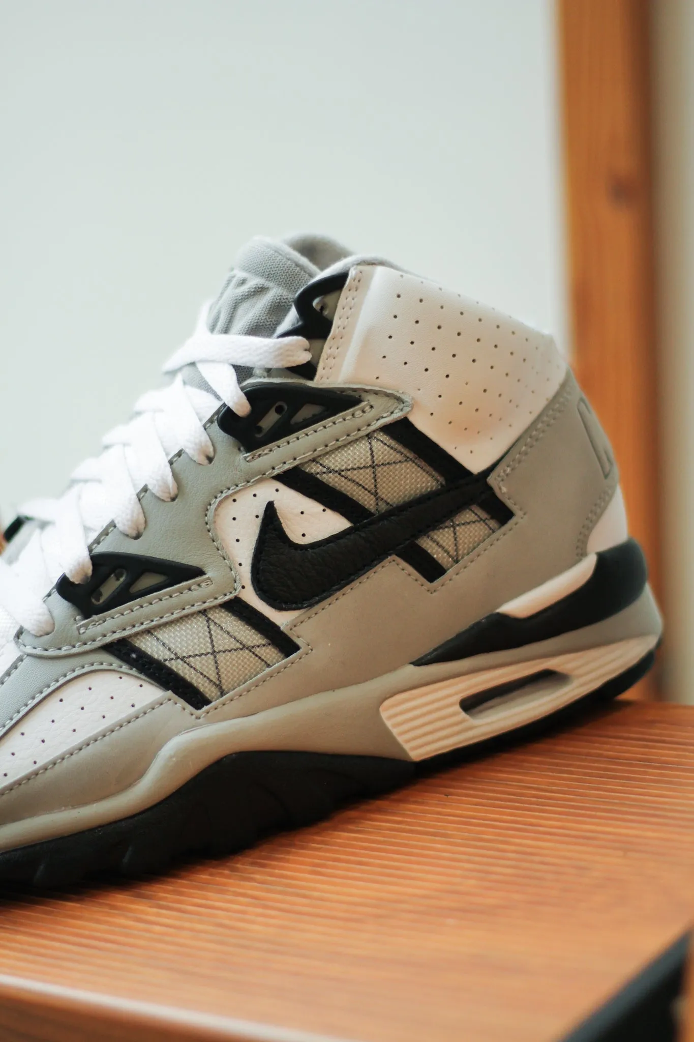 AIR TRAINER SC HIGH "LT SMOKE GREY"