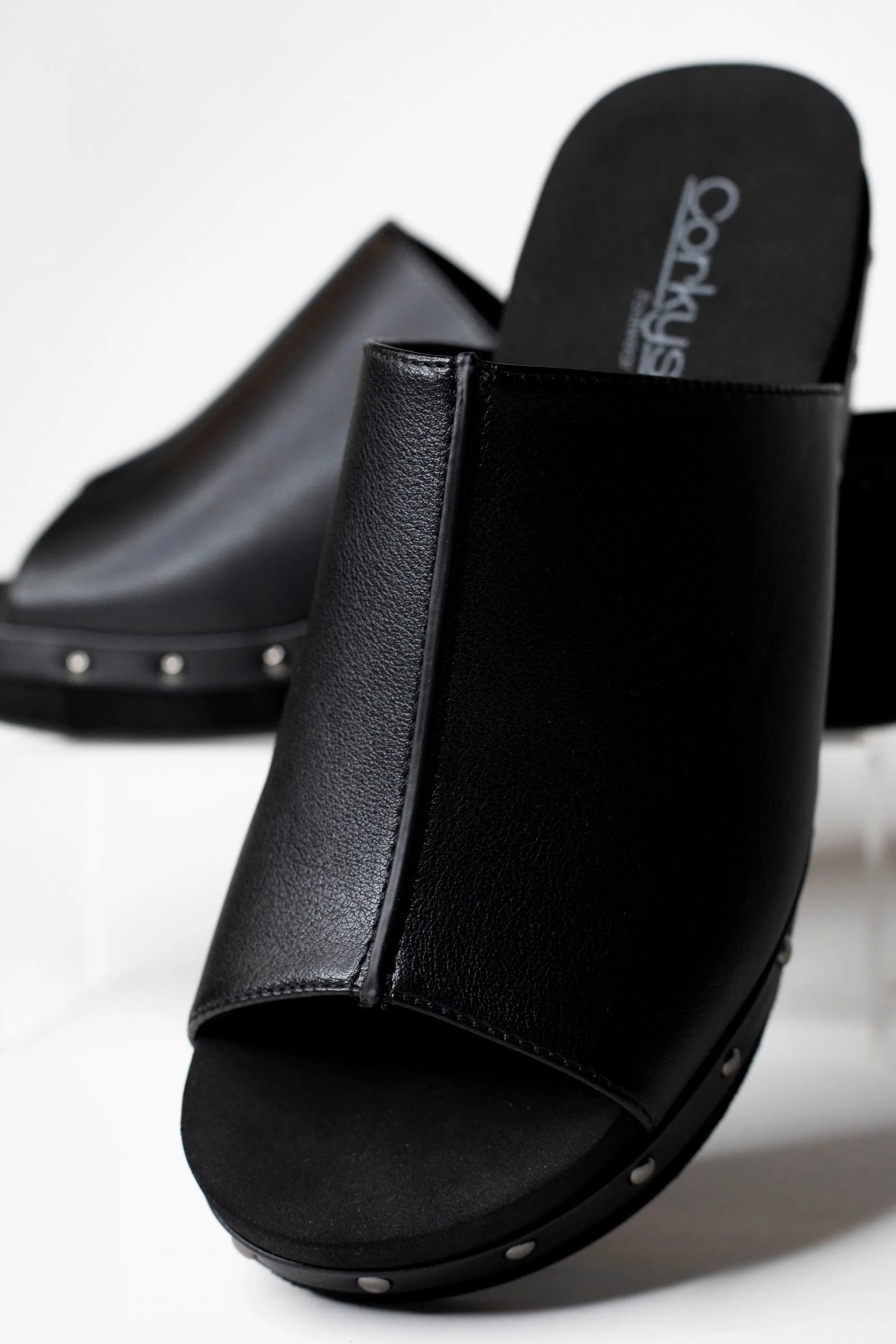 Corky's Black Hissy Fit Wedge