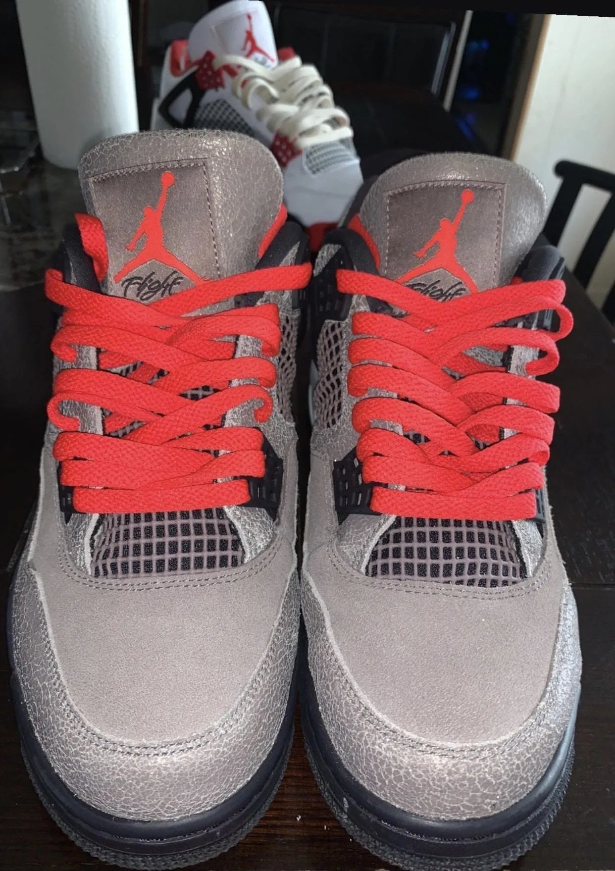 Jordan 1 Laces Basics Flat Thin - Infrared Laces for Taupe Haze