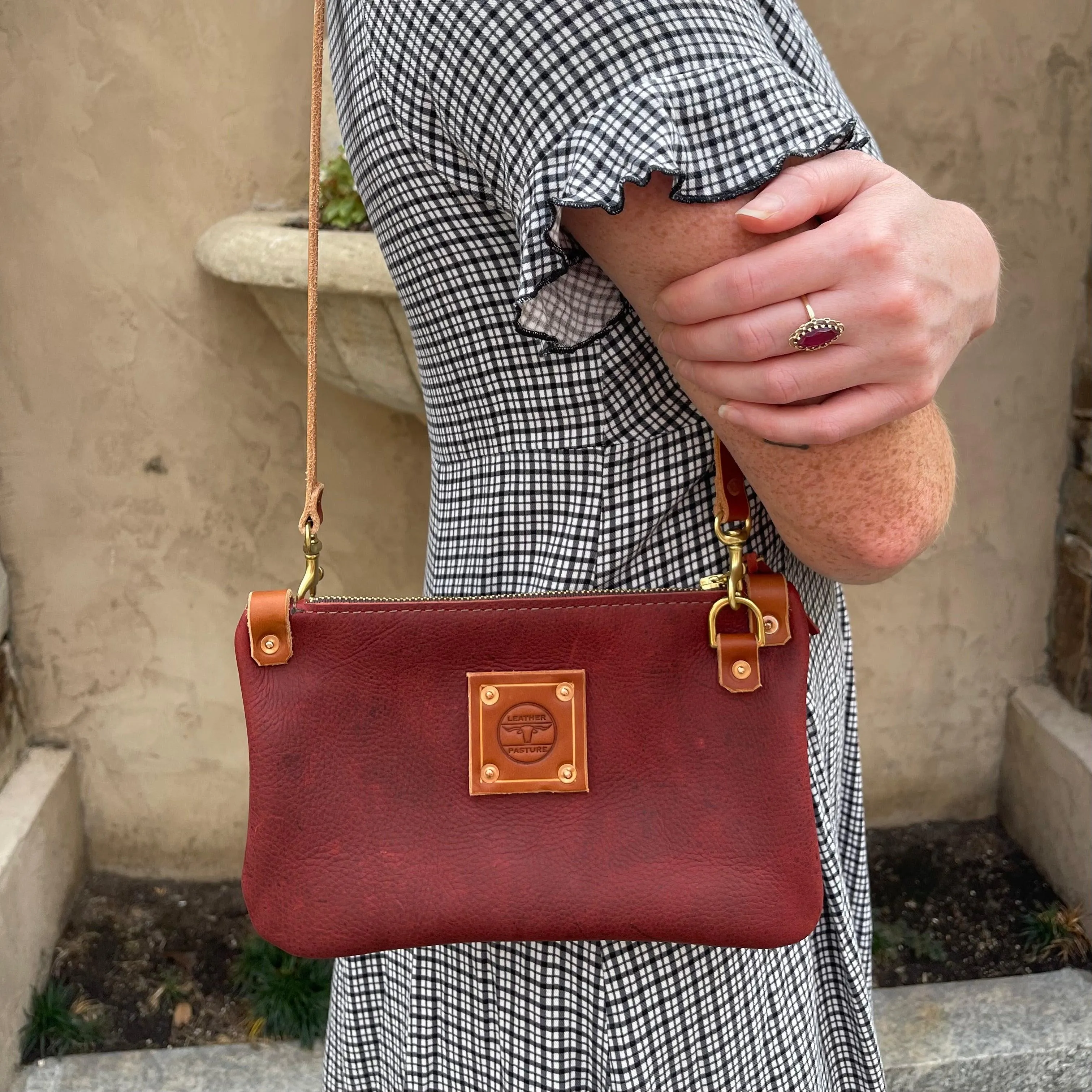 Micro Messenger Bag in Merlot