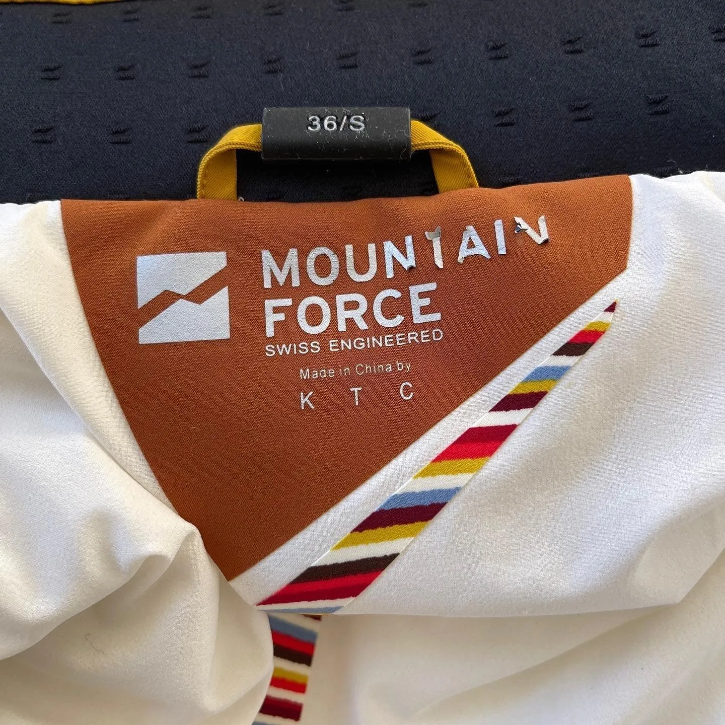 MOUNTAIN FORCE Jacket