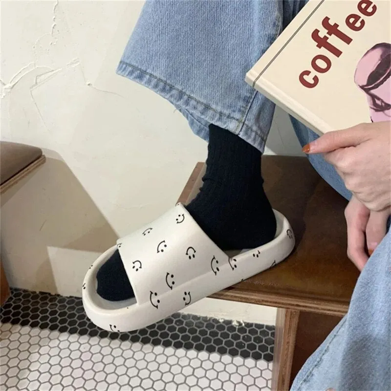 Smiley Women Slippers Summer Thick-soled Slippers for Women Couples Indoors Outdoors Slippers Soft-soled EVA Slippers 2023 New